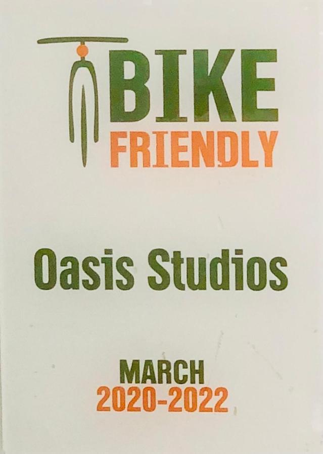 Oasis Studios Mikri Vigla Exterior foto